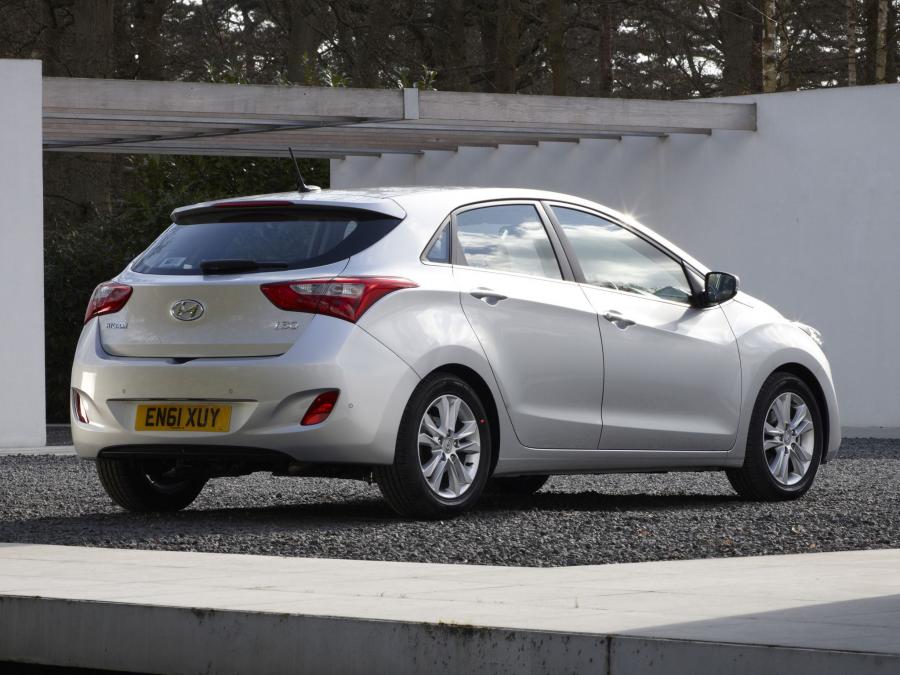  Hyundai i30 5-Door 2012 года  (UK) (фото 10 из 30)